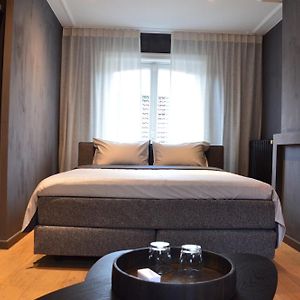 Kamer met een King Size Bed op de Tweede Verdieping